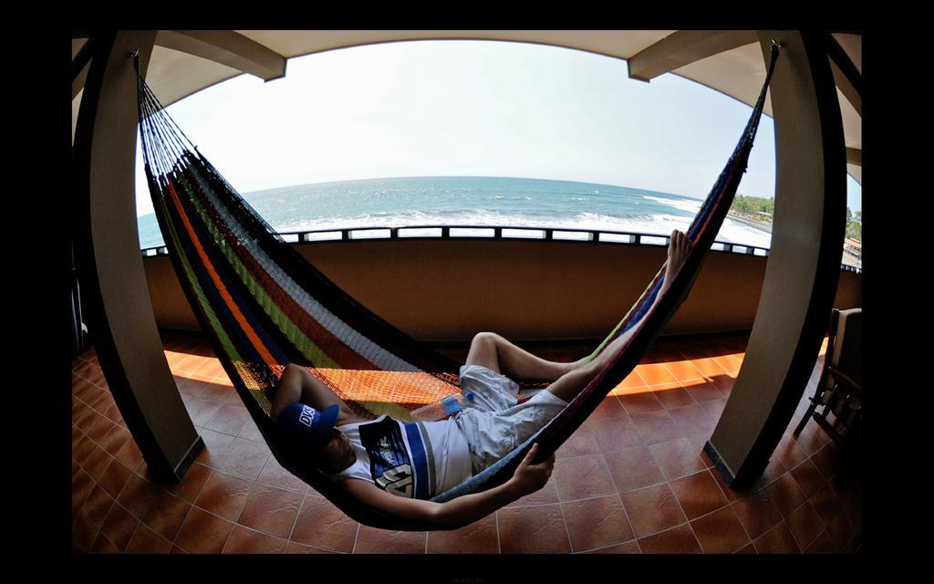 Ast Surf Hotel La Libertad Bagian luar foto